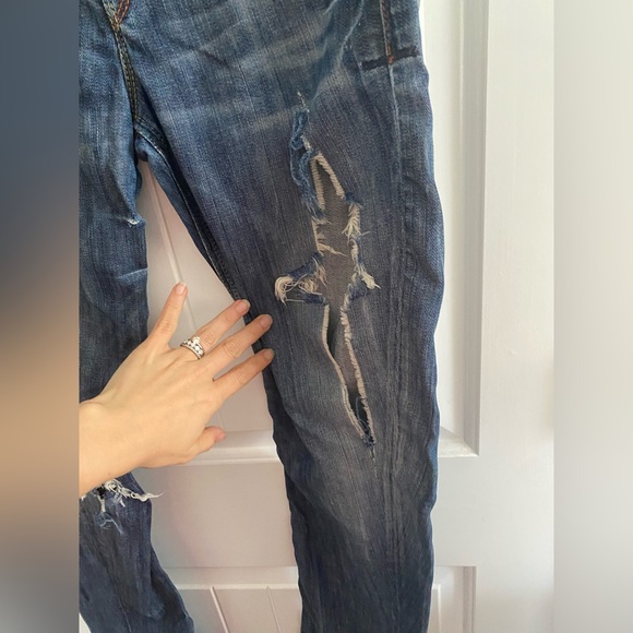 Guess Jeans low rise distressed jeans, blue, size 29 - Picture 6 of 10
